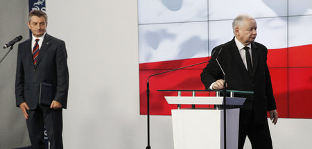 Parlamentspräsident Marek Kuchcinski (l.) hat soeben seinen Rück... Parlamentspräsident Marek Kuchcinski (l.) hat soeben seinen Rück...