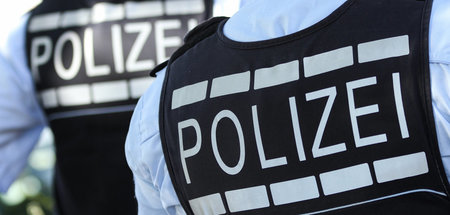 Auch für die Grünen die »sicherheitspolitische« Antwort: Mehr Po... Auch für die Grünen die »sicherheitspolitische« Antwort: Mehr Po...