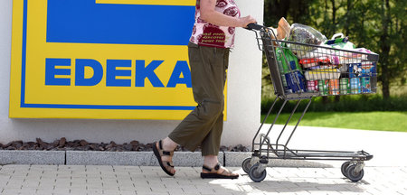 Edeka-Produkte des Labels »Unsere Heimat – echt und gut« können ... Edeka-Produkte des Labels »Unsere Heimat – echt und gut« können ...