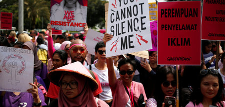 Demonstration für die Rechte von Frauen in Jakarta (4.3.2017)