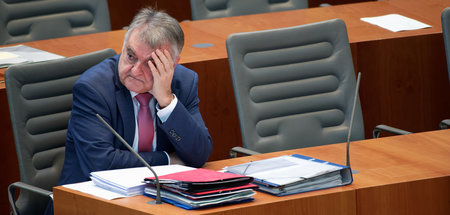 Sitzung_des_nordrhei_62943699.jpg