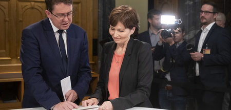 SVP-Chef Albert Rösti (l.) und Regula Rytz, Parteichefin der Grü...