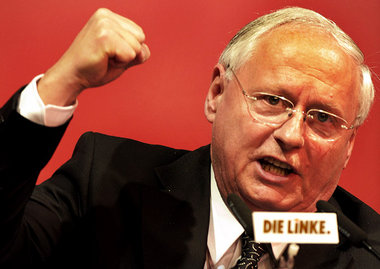 Gewohnt kämpferisch – der neue und alte Linke-Vorsitzende Oskar ...