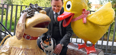 So macht man Politik: Bodo Ramelow mit Schnatterinchen, Moppi un...