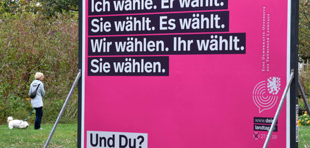 »Demokratie ist so leicht: ein Kreuz in 'nem Kreis«: Das ist sie...