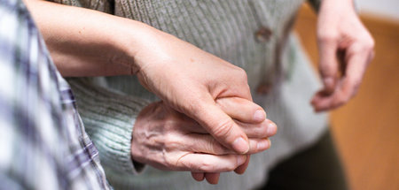 Frauen werden in das »female caregiver model«, das weibliche Bet...