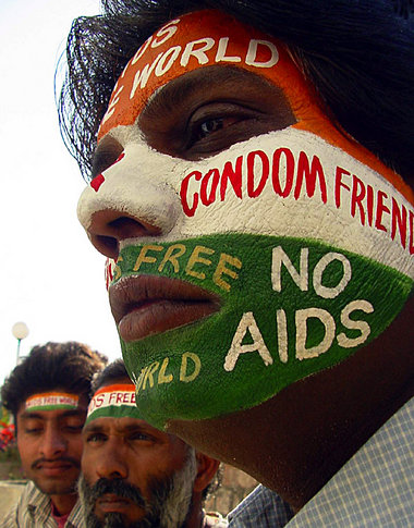 »Ohne Kondom geht nichts« – Anti-AIDS-Aktivisten im indischen Bh...