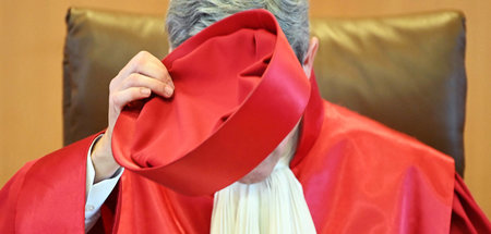 Verfassungsrichter Stephan Harbarth bei der Verkündung des Hartz...