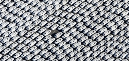 VW_Werk_Emden_mit_Au_47113007.jpg
