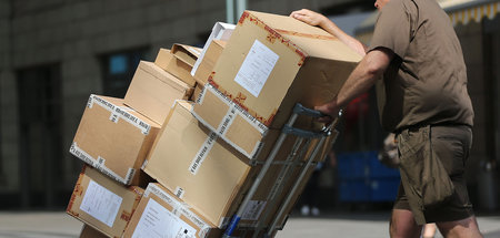 Ob’s hilft? Ein neues Gesetz soll Versandhändler für den Schutz