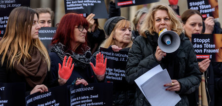 Demonstration der Organisation »Terre des Femmes« gegen Gewalt a...