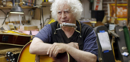 Gitarrist und Folk-Spezialist Ross Altman spricht auch über Wood...