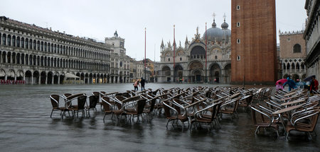 Überschwemmter Markusplatz in Venedig, 12. November 2019