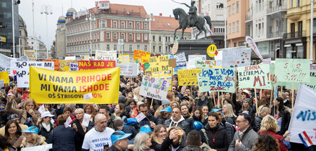 Lehrestreik auf dem Hauptplatz in Zagreb am Montag Lehrestreik auf dem Hauptplatz in Zagreb am Montag