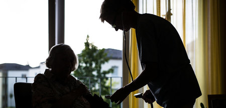 Die Kosten für einen Platz im Pflegeheim steigen rasant Die Kosten für einen Platz im Pflegeheim steigen rasant