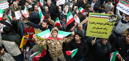 Demonstration zur Unterstützung der iranischen Regierung und geg...