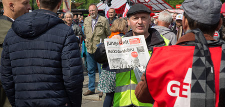 »Die Verhältnisse zum Tanzen bringen« – jW-Verteilaktion am 1. M...