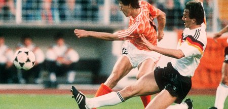 EURO_2012_Marco_van_31644875.jpg