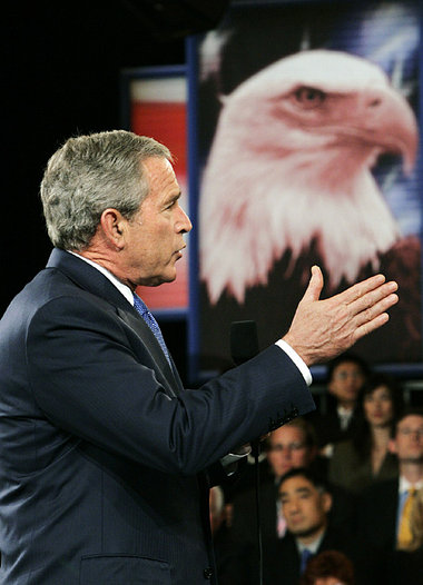 Sieht sich weiter als erfolgreicher Weltenlenker: George W. Bush Sieht sich weiter als erfolgreicher Weltenlenker: George W. Bush