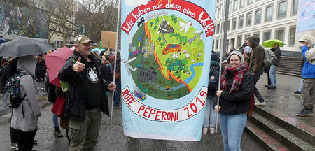 Ein Plakat der »Roten Peperoni« von 2019