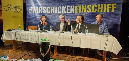 Pressekonferenz von »United 4 Rescue« am Dienstag in Hamburg (v....
