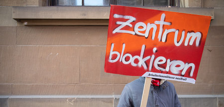 Protest vor dem Landesarbeitsgericht in Stuttgart am Donnerstag