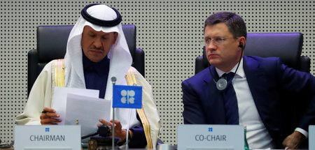 Der saudische und der russische Energieminister am 6. Dezember i...