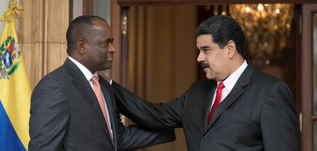 Dominicas Premier Roosevelt Skerrit (l.) und Venezuelas Präsiden... Dominicas Premier Roosevelt Skerrit (l.) und Venezuelas Präsiden...