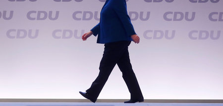 Verliert nicht den Kopf: Angela Merkel auf dem CDU-Parteitag in ...