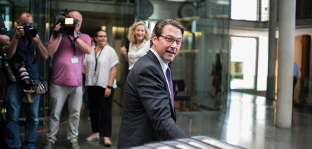 Hält sein Ministerium in Anbetracht der höheren Investitionen in...