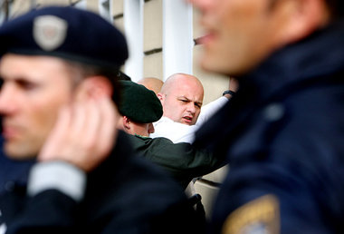 »Auseinandersetzung um die rechtsextreme Vorherrschaft in der in... »Auseinandersetzung um die rechtsextreme Vorherrschaft in der in...