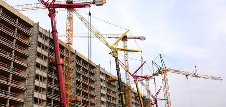 Trotz des Immobilienbooms bremsen Kapazitätsauslastung, fehlende... Trotz des Immobilienbooms bremsen Kapazitätsauslastung, fehlende...