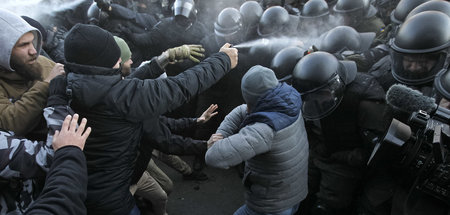 Protest_in_der_Ukrai_63728790.jpg