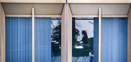 Nicht nur im Büro: Klassische Frauenberufe sind meistens mies en... Nicht nur im Büro: Klassische Frauenberufe sind meistens mies en...
