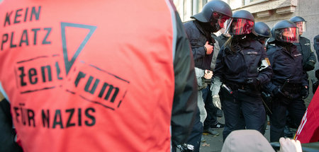 Demonstration vor dem ersten Berufungsverfahren am Landesarbeits...
