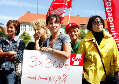 Trotz der starren Haltung des Senats wollen Berlins Landesbedien...