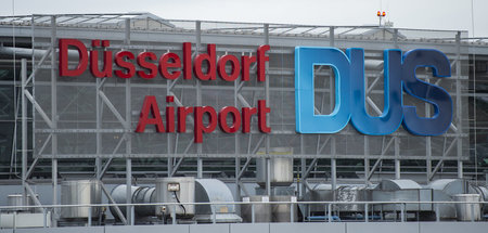 Am Düsseldorfer Flughafen führt Kötter Aviation Security im Auft...