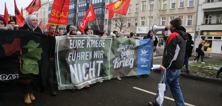 Jugend gegen Krieg: Teilnehmer der Liebknecht-Luxemburg-Demonstr...