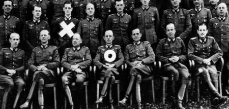 Brutkasten für die Bundeswehr: Hitlers Fremde Heere Ost, Gruppen...