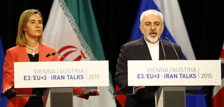 EU-Außenbeauftragte Federica Mogherini (l.) und Irans Außenminis...
