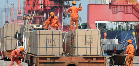 Hafen von Lianyungang: Trotz leicht gesunkenen Handelsvolumens b...