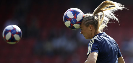 Aufwärmtraining vor dem Spiel gegen Deutschland: Schwedens Kicke...