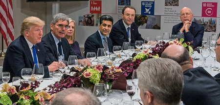 Wer glaubt, diese Leute würden die Welt retten, dem hilft kein F...