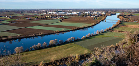 Donauausbau_zwischen_64056282.jpg