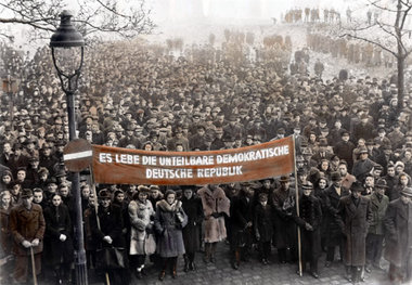 Gegen den Alleingang der Westmächte: Großkundgebung anläßlich de... Gegen den Alleingang der Westmächte: Großkundgebung anläßlich de...