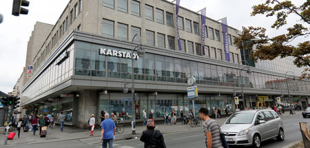 Demnächst eine Maschine der Gentrifizierung? Die Karstadt-Filial...