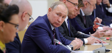 Vorbereitende Sitzung: Wladimir Putin erörtert in Nowo-Ogarjowo ...