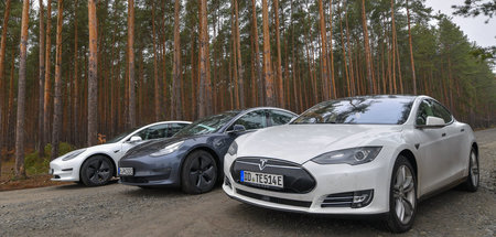 Tesla_64294276.jpg