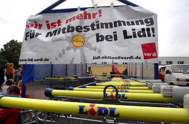 Nach dem Vorbild internationaler »organizing«-Ansätze konzipiert... Nach dem Vorbild internationaler »organizing«-Ansätze konzipiert...