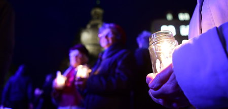 Gegendemonstranten am Montag in Dresden